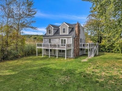 35 Holbrook Ave