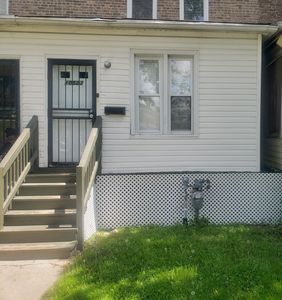 10523 S Corliss Ave #1