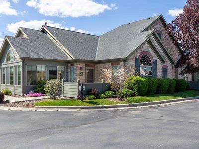 2858 N Cloverdale Rd