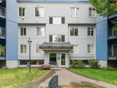 8720 SW Tualatin Rd APT 210