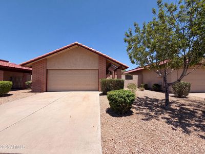 5208 E TAMBLO Drive