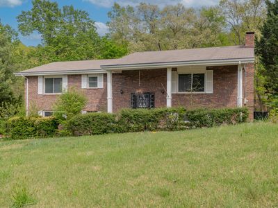 325 Cindy Cir