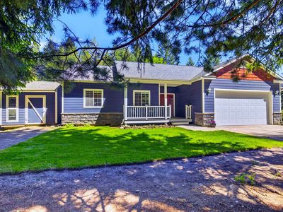 303 Park Ln