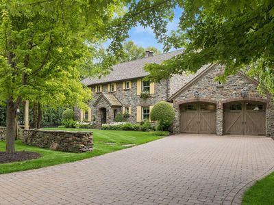 520 Ferndale Rd W