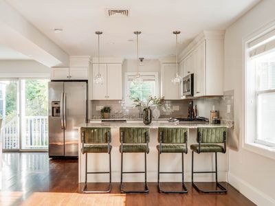 115 Harvey St #1