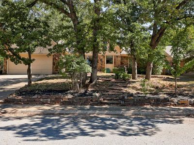 2104 Raintree Rd