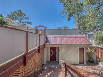 1104 Austin Ave