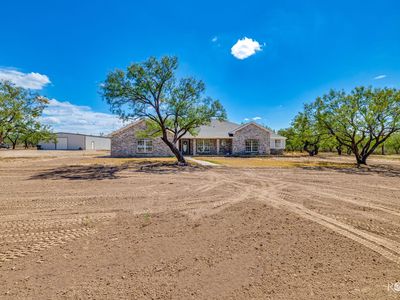 11561 Twin Lakes Ln