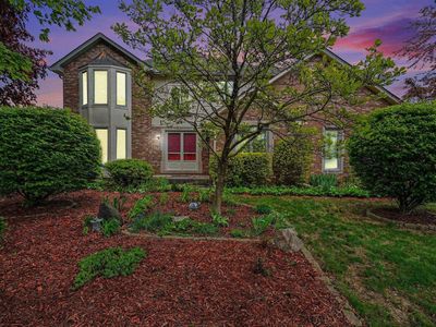 16257 Woodstream Dr