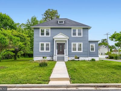 100 Clarendon Ave