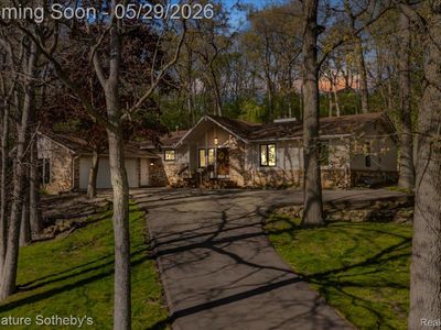 6692 Balmoral Ter