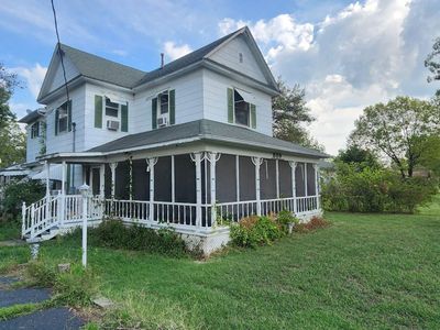 809 W Country Rd