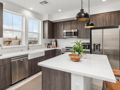 401 Rockview Road