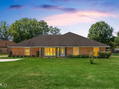 2107 Surrey Ln