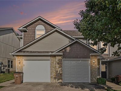 210 Pointe Ln