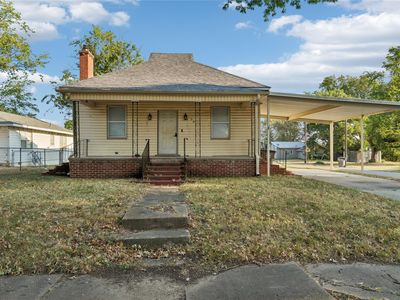 501 W Main St