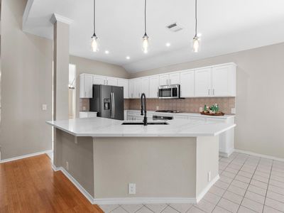 5405 Apache Creek Cv