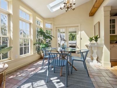 5 Pickard St