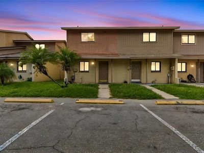 3911 Oak Limb Ct