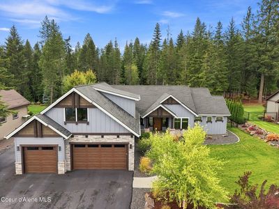 3503 E Winray Dr