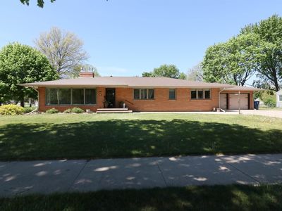 1205 1st Ave W