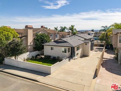 2114 Clark Ln