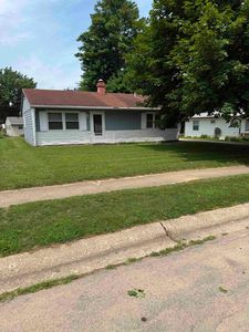 310 N Stewart Dr
