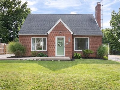 803 Belmont Ave