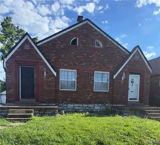 Property at 1512 McLaran Ave, Saint Louis, MO