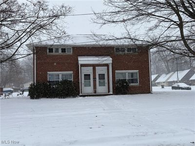 1120-1124 Broadway St E