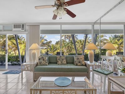 1221 Hillsboro Mile #23a