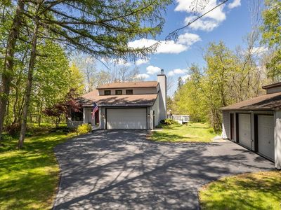 1843 Runnymede Dr