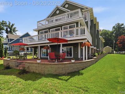 16289 Whitehead Dr