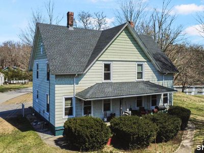 63 Hunters Road