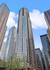 222 N Columbus Dr APT 2304