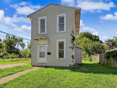 11 E Southern Ave