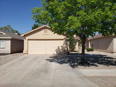 Property at 631 Vista Luna Ln SW, Albuquerque, NM