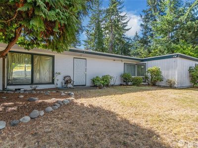 9202 Westmont Place SW