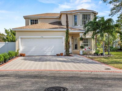 1756 Sawgrass Circle