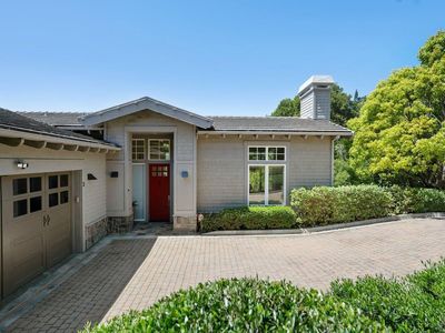 2 Round Hill Terrace