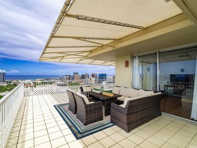 666 Prospect St #PENTHOUSE B