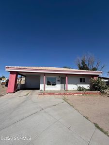 1301 Lees Dr