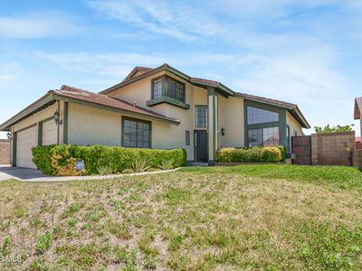 2102 Redrock Ct