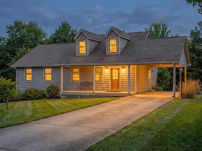 104 Oak Crest Dr
