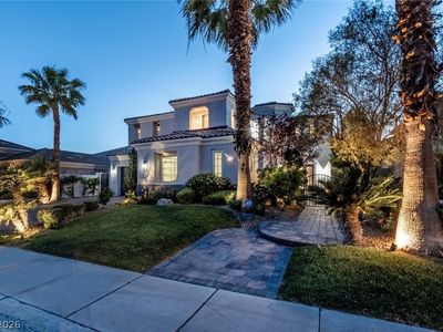 2587 Turtle Head Peak Dr