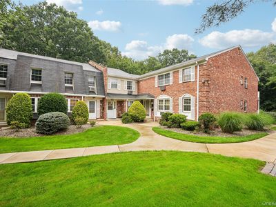 192 Doxbury Lane