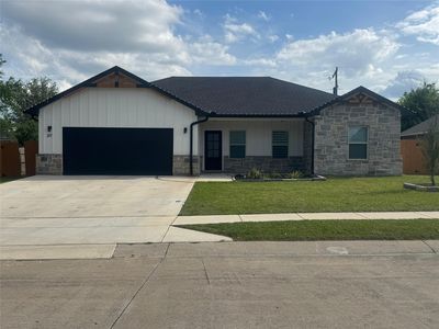 317 Lakeview Dr
