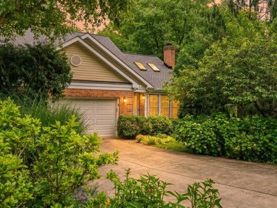 901 Alexandria Ct