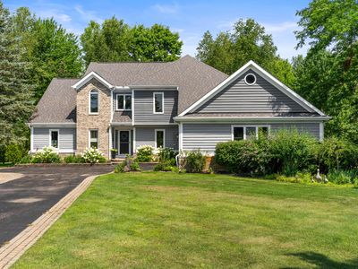 5440 Ridge Trl N