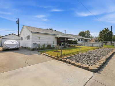 1102 Willard Ave